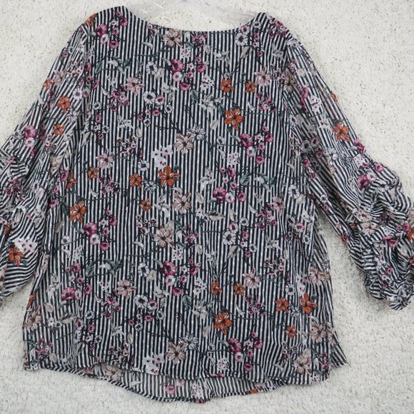 Alyx* Women's Ruffled‎ 3/4 Sleeve Crew Neck Curved Hem Pullover Blouse Size~ 2X - Picture 3 of 12
